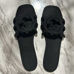 GG Elegant Designer lNȘPlRED Sandals
Size 9